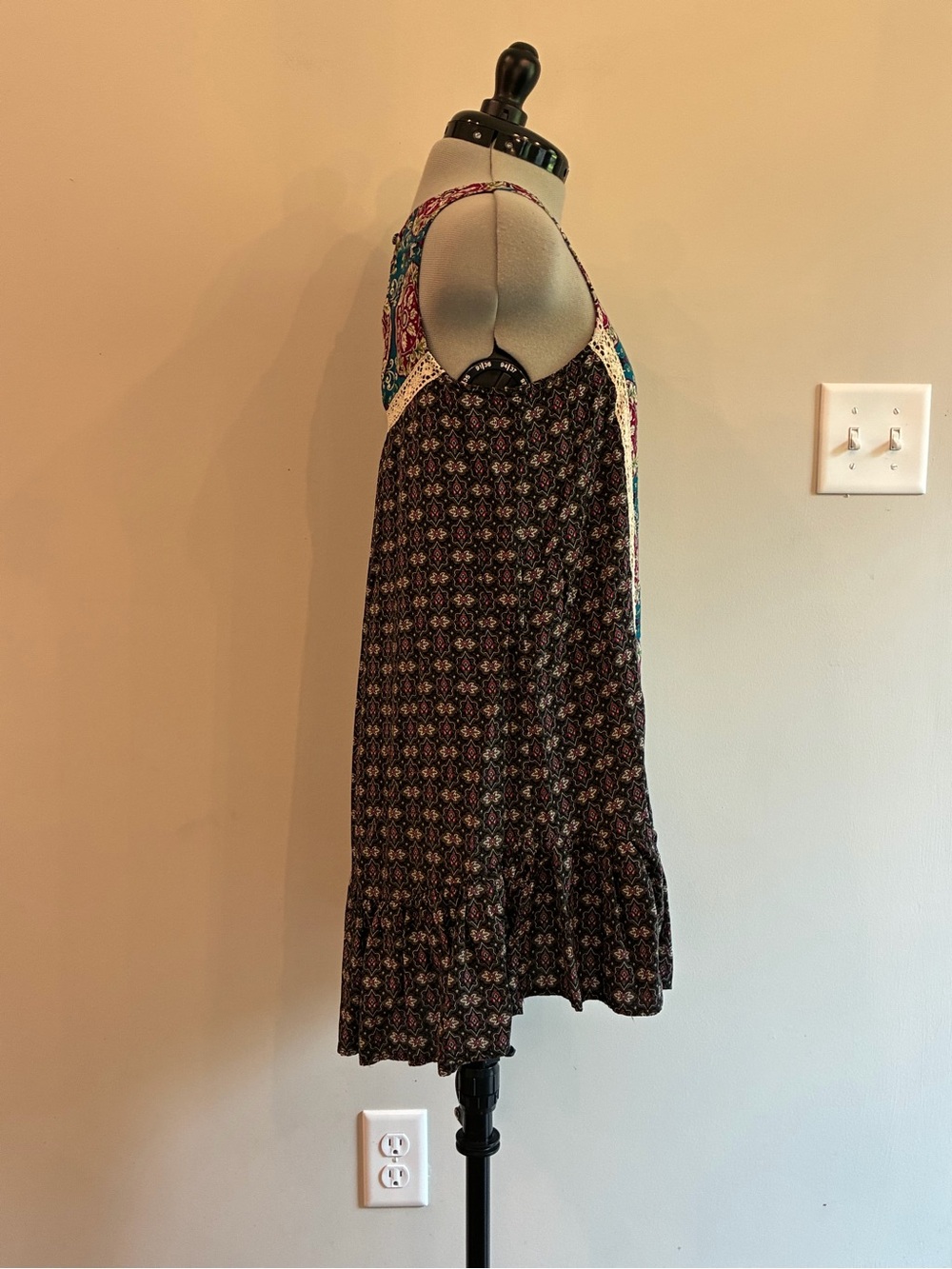 Umgee Sleeveless Mini Dress in Teal and Burgundy 0010 - Picture 4 of 8